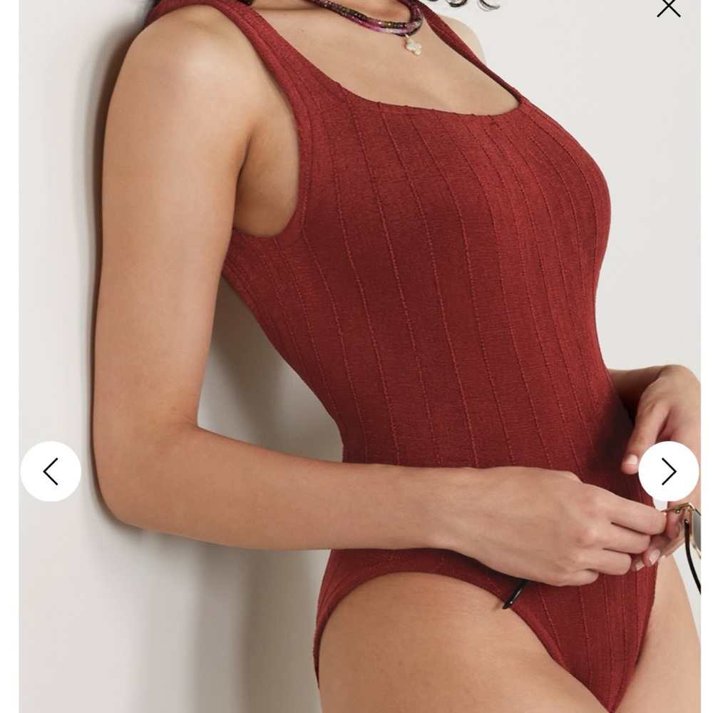 Hunza G One Piece- Claret